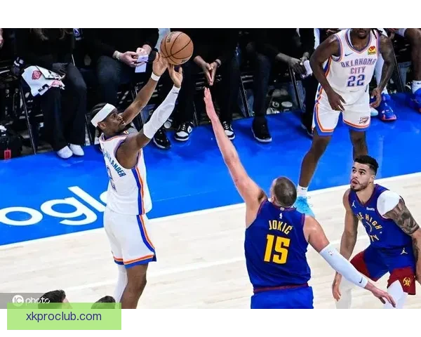 亚历山大空砍33分开局火热后被限制布朗中投成为进攻核心