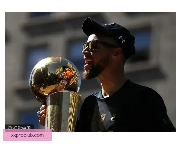 湾区球迷心意满满库里生日贺卡感动人心